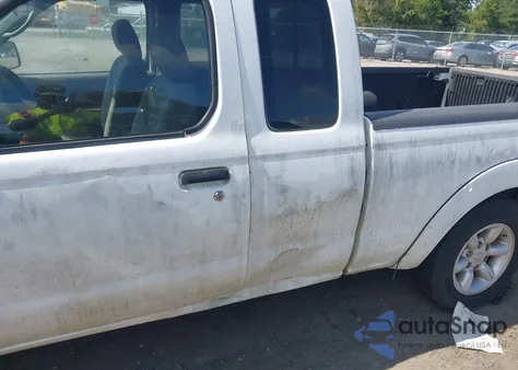 2003 Nissan Frontier Xe z USA, uszkodzony, nr VIN 1N6DD26T73C428151